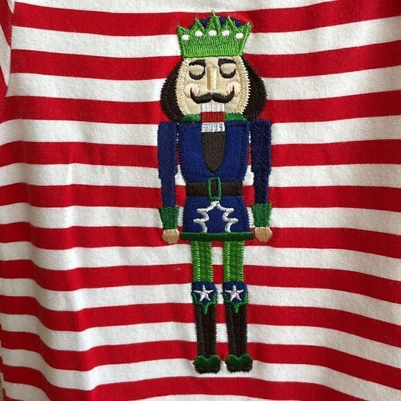 RICRAC & RUFFLES APPLIQUED NUTCRACKER‎ ROMPER IN RED AND WHITE STRIPES - Picture 4 of 7